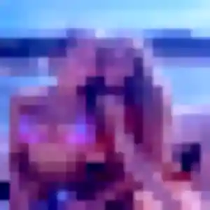 Photo privée de Amoin, 34 ans à Lopérec - plan discret