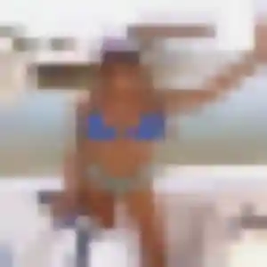 Folake, 43 ans, disponible à Louvigné-de-Bais pour un plan cul