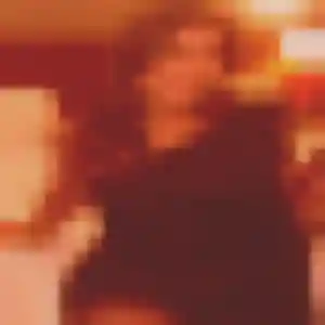 Photo de Céline à Lozanne (22 ans) - plan cul anonyme