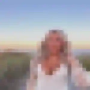 Photo de Solange à Lully (32 ans) - plan cul gratuit