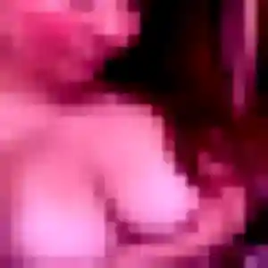 Découvre Wambui, 25 ans à Luzech en privé