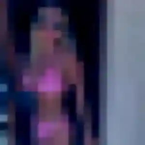 Photo de Sira à Magnieu (31 ans) - plan cul gratuit