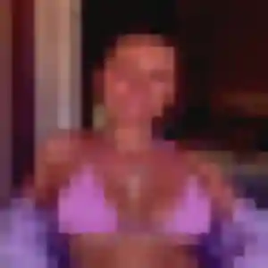 Photo de Obiageli à Maillé (41 ans) - plan cul gratuit