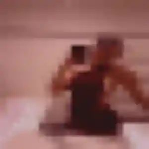 Rencontre Nabou, 22 ans à Malestroit en privé