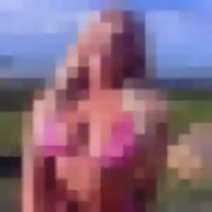 Zélie, 26 ans, en ligne à Mamoudzou pour une rencontre coquine