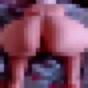 Photo de Ursula à Marcilly-le-Hayer (34 ans) - plan cul anonyme