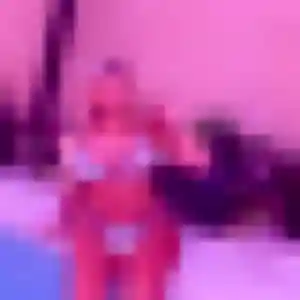 Akissi, 45 ans, connectée à Marnes-la-Coquette pour un plan cul