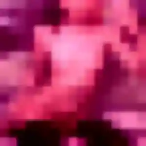 Rejoins Céline, 22 ans à Marquay en privé