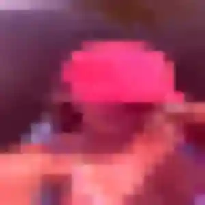Noémie (36 ans) à Maxent propose une rencontre ce soir
