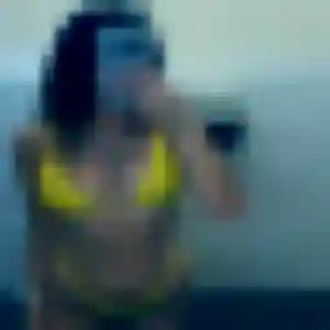 Photo de Yetunde à Mazaye (35 ans) - plan cul gratuit
