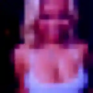 Bukola, 28 ans, en ligne à Mervans pour une rencontre coquine