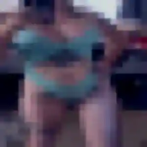 Rejoins Noëlla, 36 ans à Mesvres en privé