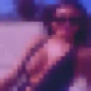 Antoinette, 33 ans, en ligne à Meynes pour un plan cul