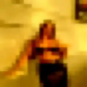 Sabrina (34 ans) à Meynes propose une rencontre ce soir