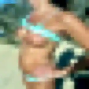 Aurore, femme de 34 ans cherche plan cul à Mézières-en-Vexin