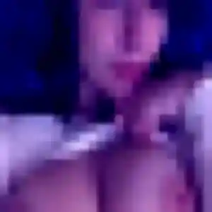 Déborah, 26 ans, dispo pour plan cul à Monceaux