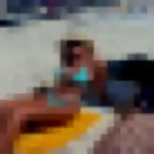 Photo de Awa à Mondeville (32 ans) - plan cul anonyme