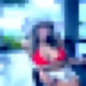 Abibatou, 22 ans, connectée à Montcenis pour une rencontre coquine