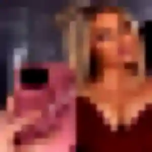 Dado, femme de 26 ans cherche plan cul à Monthermé