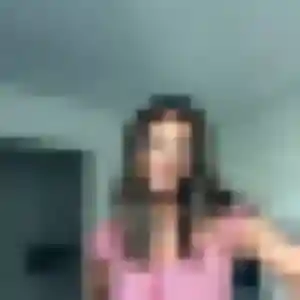 Rejoins Dalila, 22 ans à Moulins-en-Bessin gratuitement