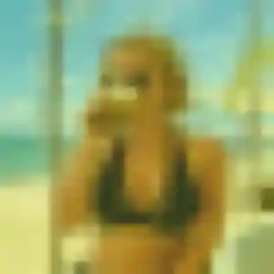Sexy Nyambura, 33 ans à Moulins-le-Carbonnel - voir sa photo