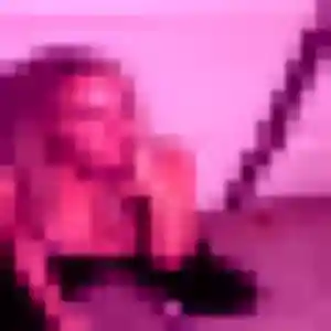 Divine, 31 ans, connectée à Moulins-lès-Metz pour une rencontre coquine