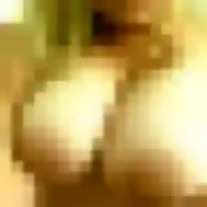 Découvre Sarah, 30 ans à Naucelles en privé