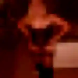 Découvre Fanny, 26 ans à Nébian en privé