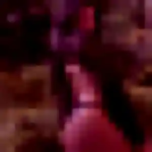 Esi (26 ans) à Neewiller-près-Lauterbourg attend un plan cul ce soir