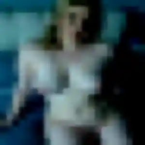 Photo privée de Yaa, 24 ans à Neuville-sous-Montreuil - plan discret