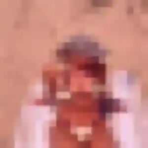 Photo de Oumou à Néville (34 ans) - plan cul anonyme