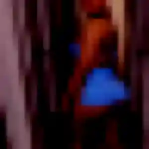 Rejoins Efua, 38 ans à Ollioules gratuitement