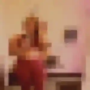 Folake (23 ans) à Orliénas cherche un plan cul maintenant
