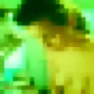 Toyin, 22 ans, en ligne à Orsay pour une rencontre coquine
