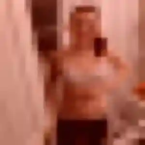 Photo exclusive de Yawa, 38 ans à Pamproux - plan discret