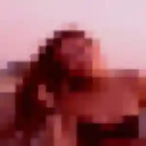 Khoudia (26 ans) à Peipin attend une rencontre ce soir
