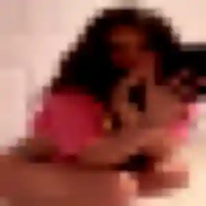 Thérèse, 31 ans, en ligne à Perreux pour un plan cul