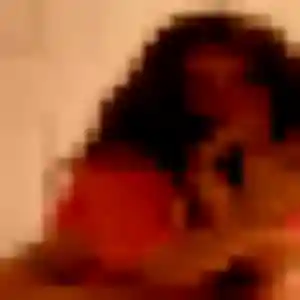 Photo de Gwenaëlle à Petit-Landau (25 ans) - plan cul discret
