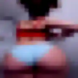 Tiffany, femme de 35 ans propose plan cul à Peyrat-de-Bellac