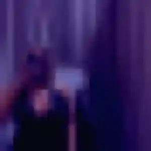 Constance, 25 ans, connectée à Piscop pour une rencontre coquine