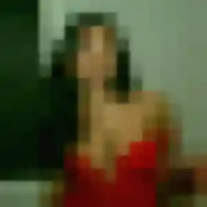 Nyima (30 ans) à Plainfaing attend une rencontre ce soir