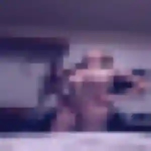 Véronique, femme de 28 ans cherche plan cul à Plerguer