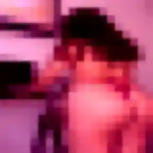 Rejoins Tessa, 25 ans à Plescop gratuitement