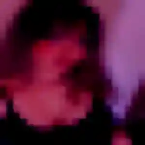 Noëlle, 35 ans, en ligne à Plouay pour une rencontre coquine