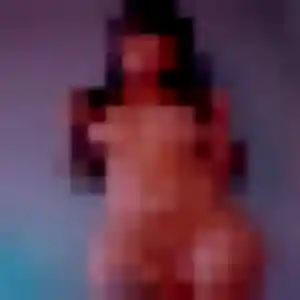 Audrey, 35 ans, disponible à Plouër-sur-Rance pour un plan cul