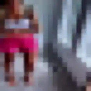 Adwoa, 40 ans, connectée à Poilly-lez-Gien pour une rencontre coquine