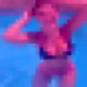 Charmante Kiné, 27 ans à Poissons - la contacter