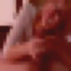 Photo de Hélène à Poncins (40 ans) - plan cul anonyme