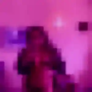 Mariame de Pouilly-lès-Feurs, 22 ans - plan cul sans prise de tête