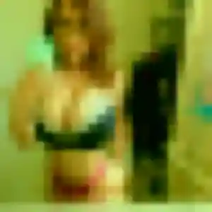 Morgane, 40 ans, connectée à Poule-les-Écharmeaux pour une rencontre coquine